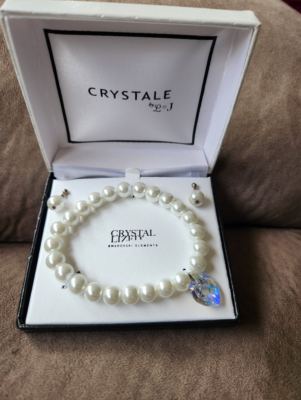 Faux pearl bracelet with Swarovski elements heart charm and earrings set new